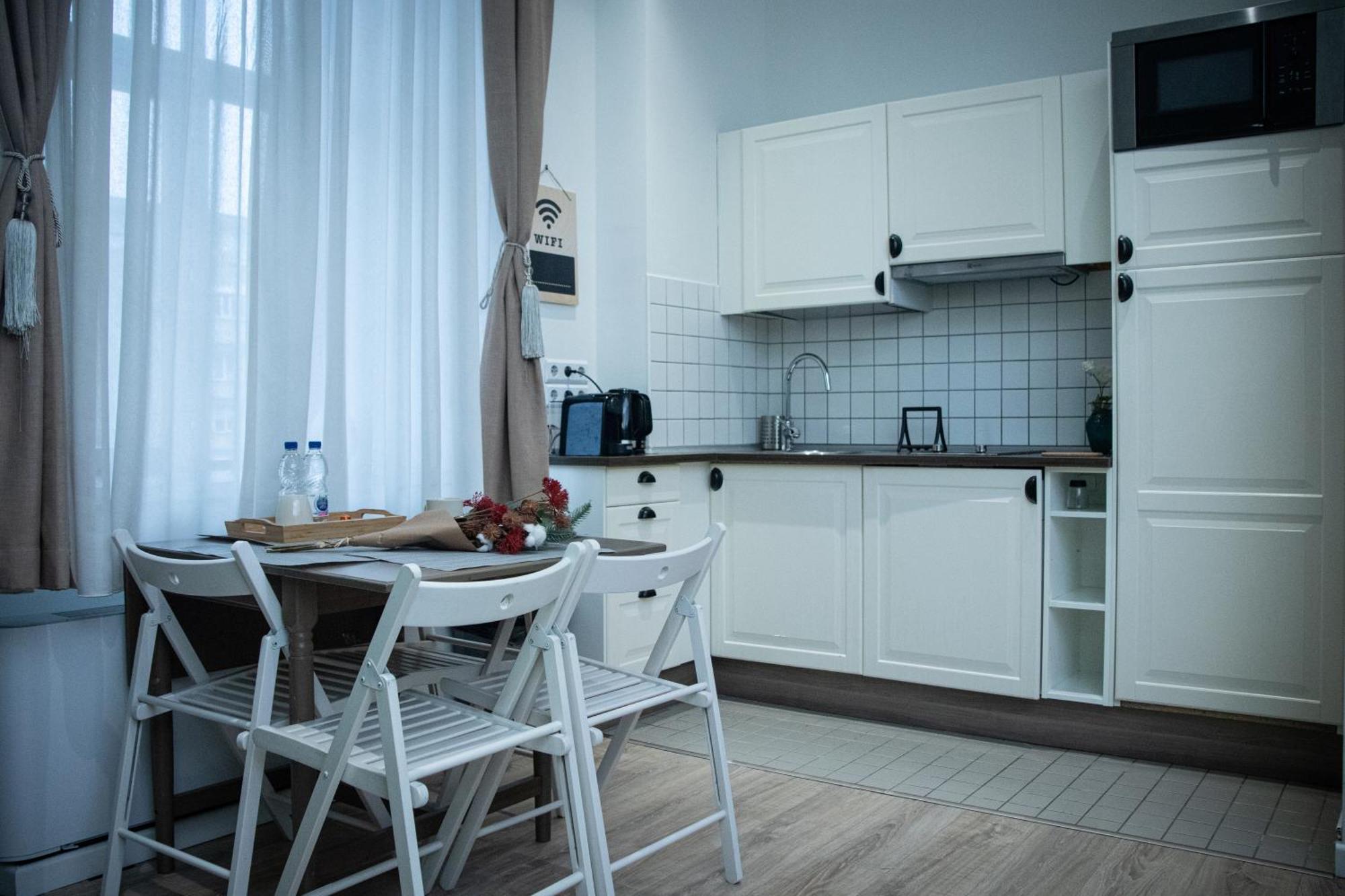 House4You - Balcescu Bukarest Exteriör bild
